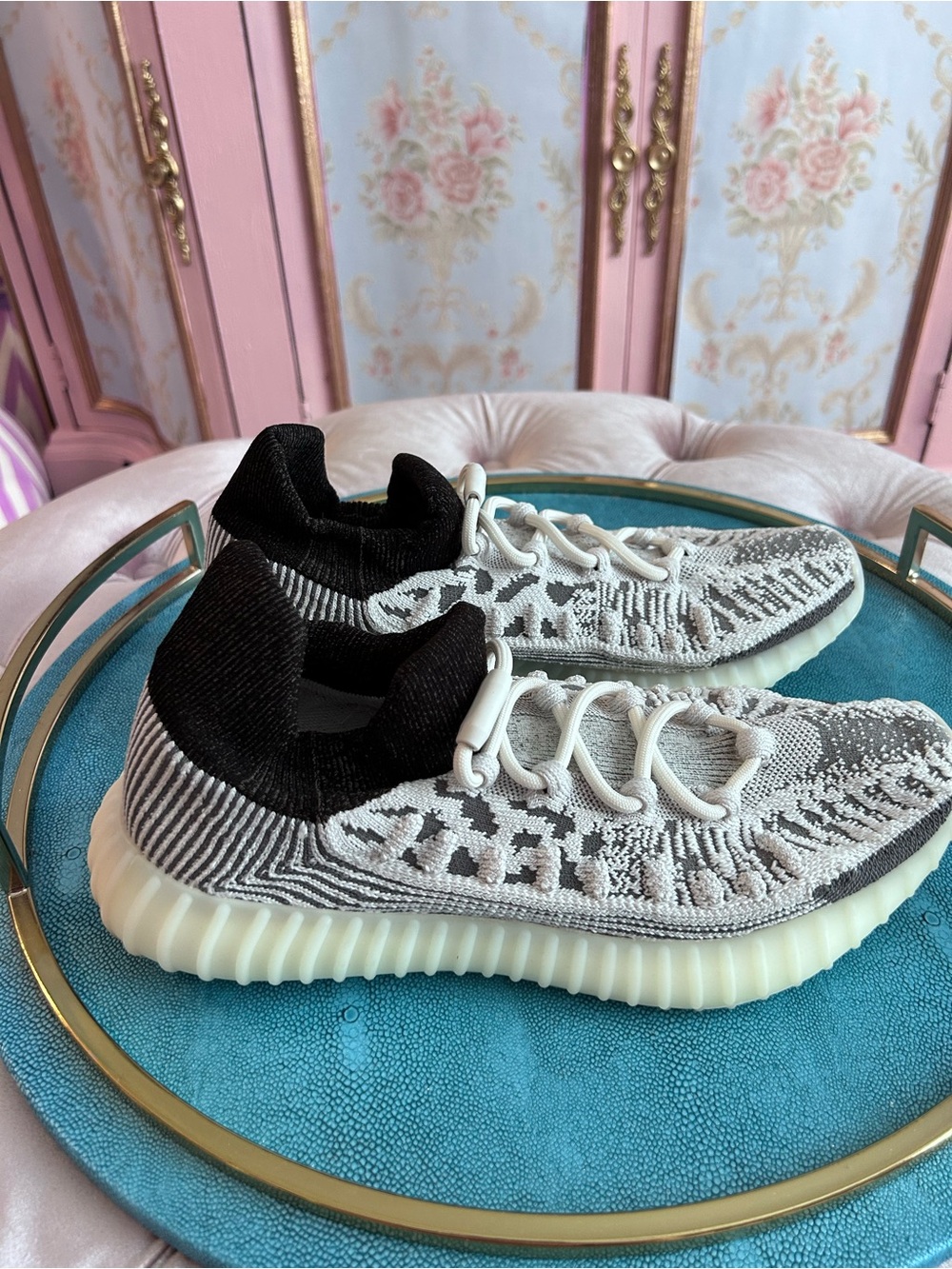 Yeezy 350 V2 CMPCT - Picture 3 of 8